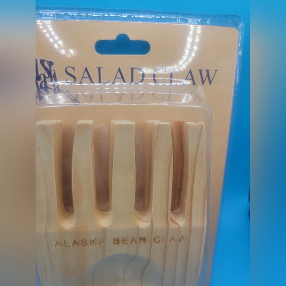 Alaskan Bear Claw Salad Claws NWT - Picture 3 of 4
